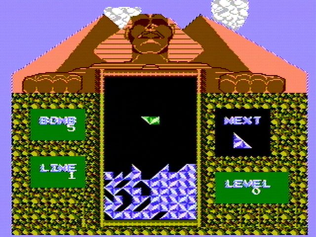 Pyramid - NES