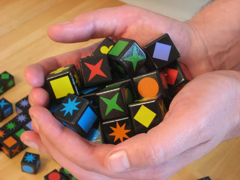 Qwirkle Cubes | Games A Plunder